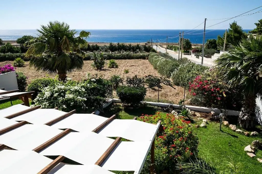 Holiday home Villa Levante Macari Italy