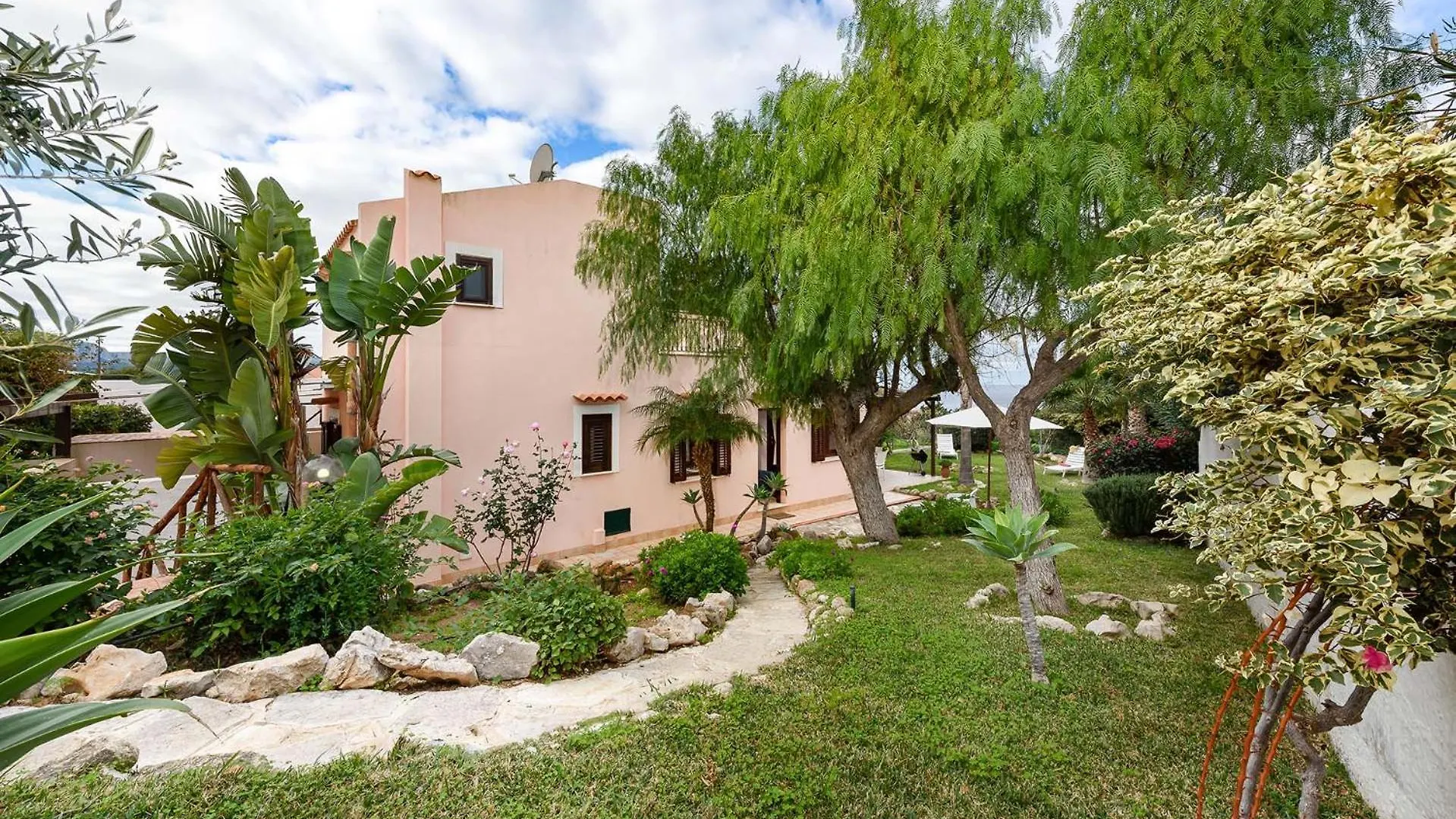 Holiday home Villa Levante Macari